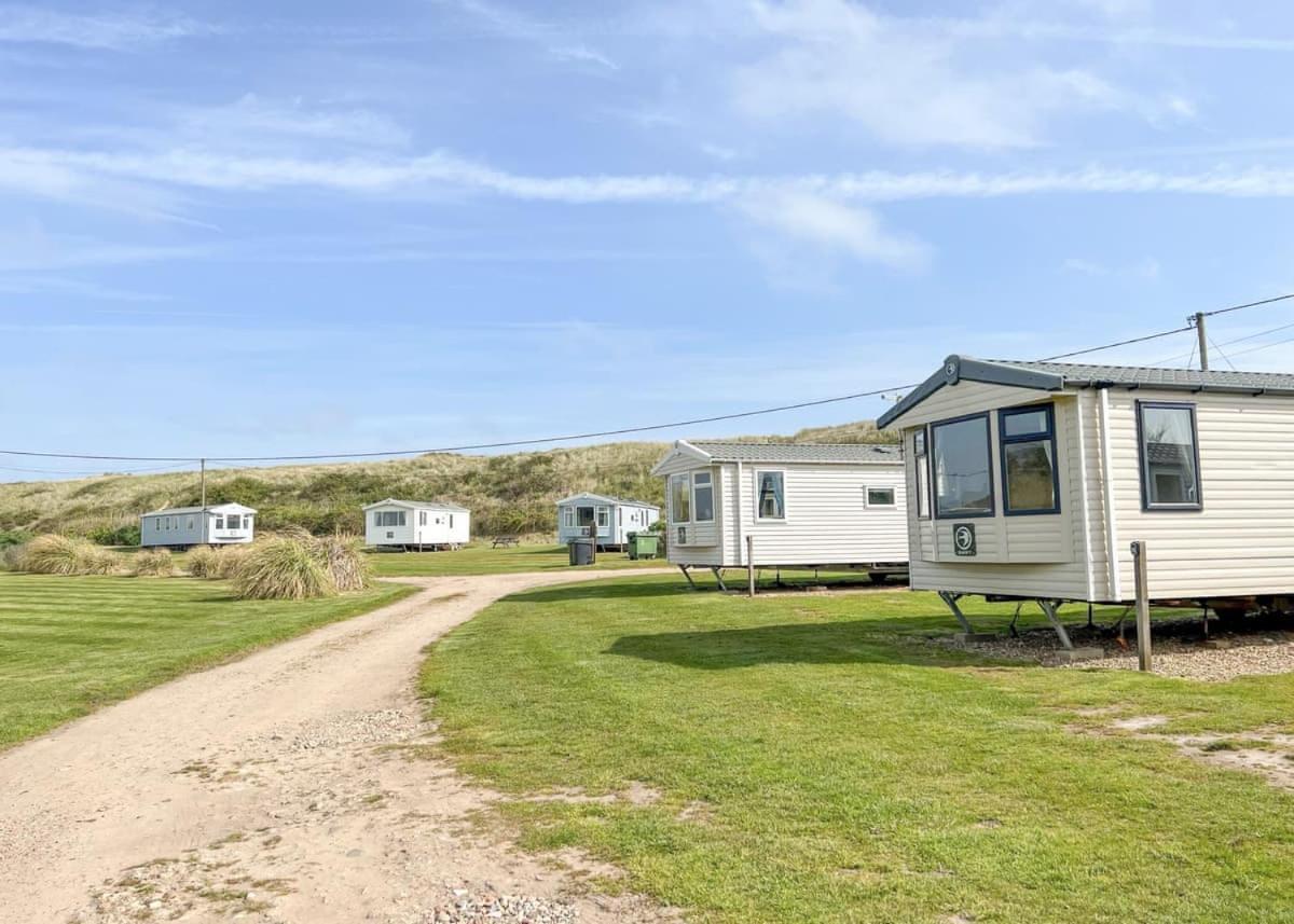 Anchor Park Hotel Happisburgh Bagian luar foto