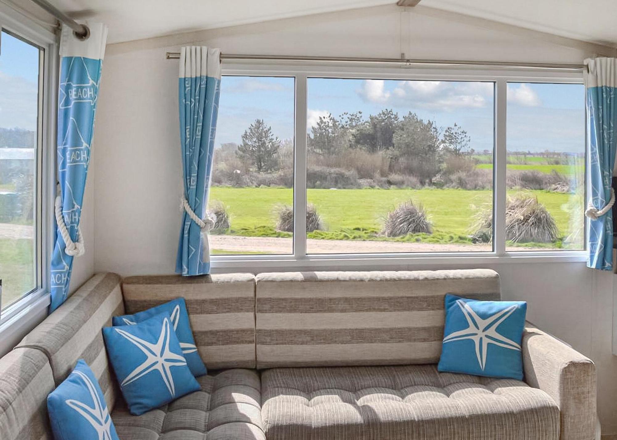 Anchor Park Hotel Happisburgh Bagian luar foto
