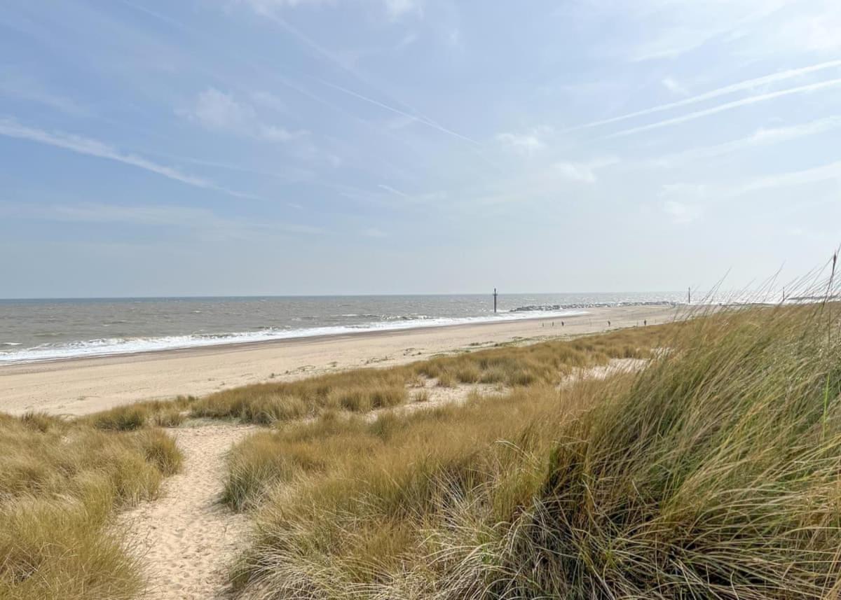 Anchor Park Hotel Happisburgh Bagian luar foto